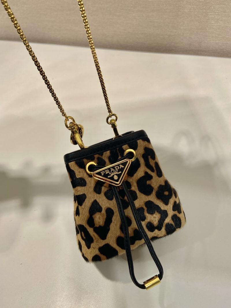Pra*a bucket bags